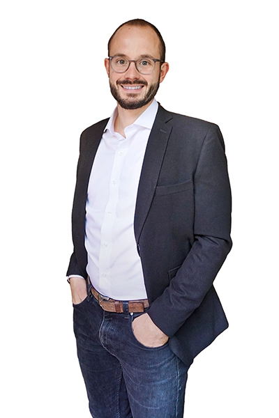 Burt Binia