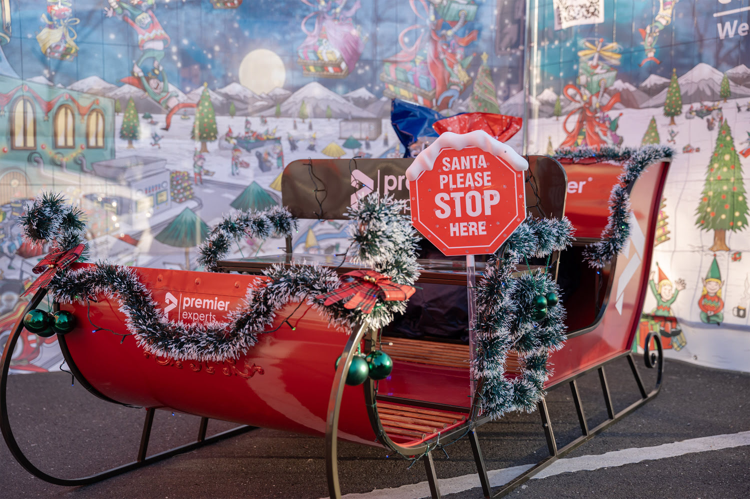 Weihnachtsmann parkt bei PE