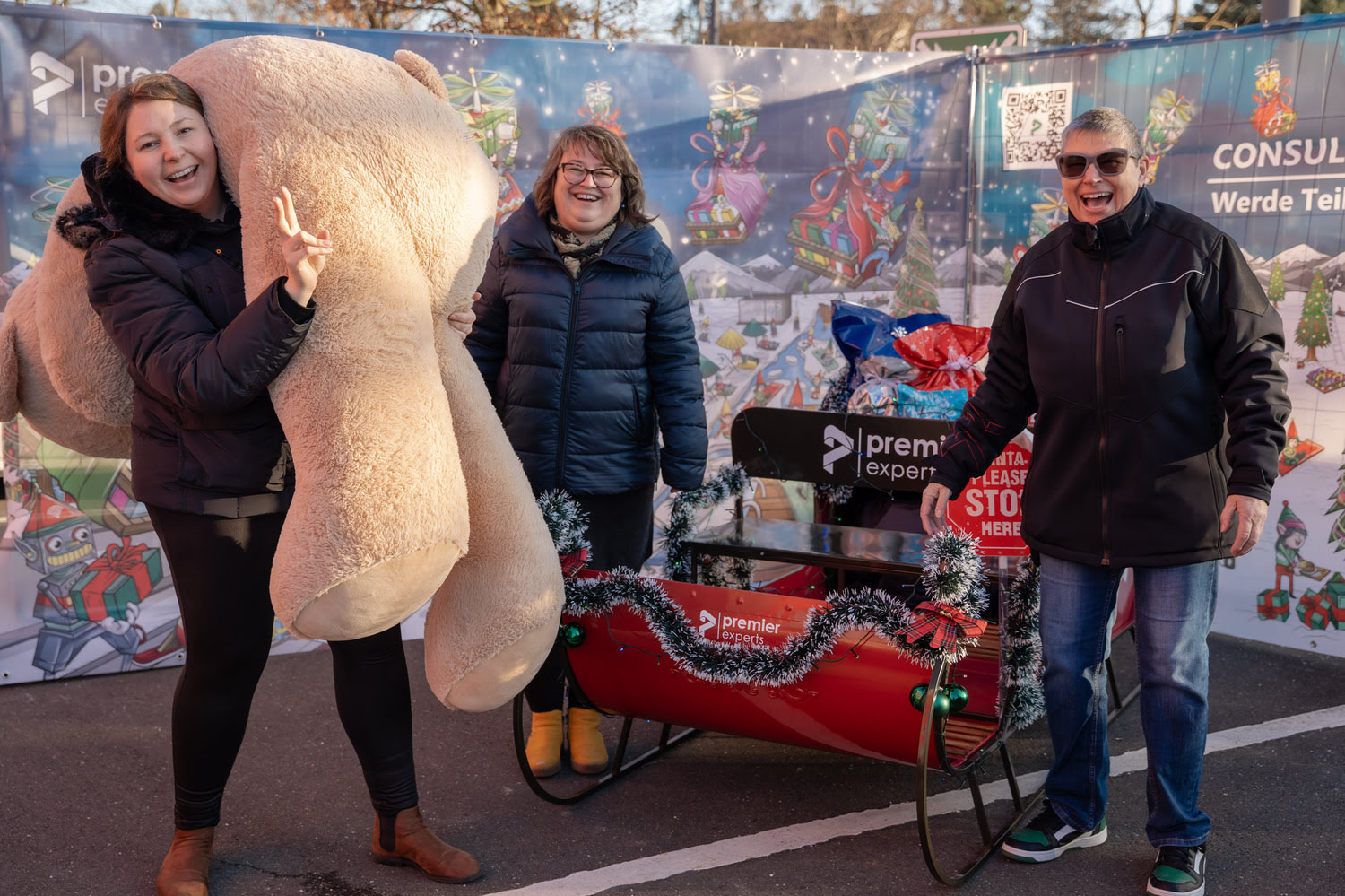 Weihnachtsmann parkt bei PE